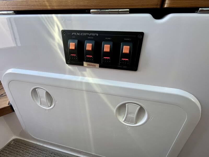 2022 Axopar 28 Cabin with AFT CABIN