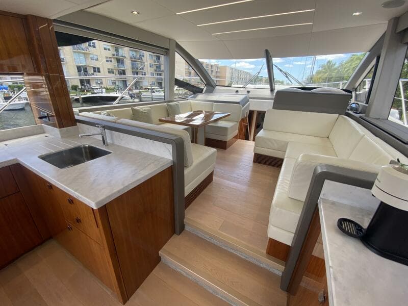 2017 Sunseeker 52 Manhattan