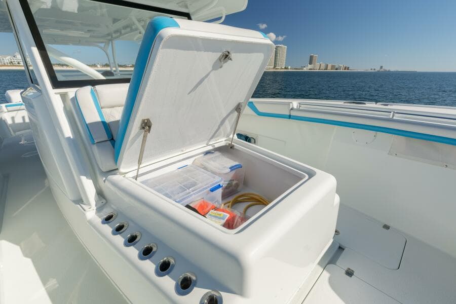 2017 42 Yellowfin Offshore Fins Up Storage