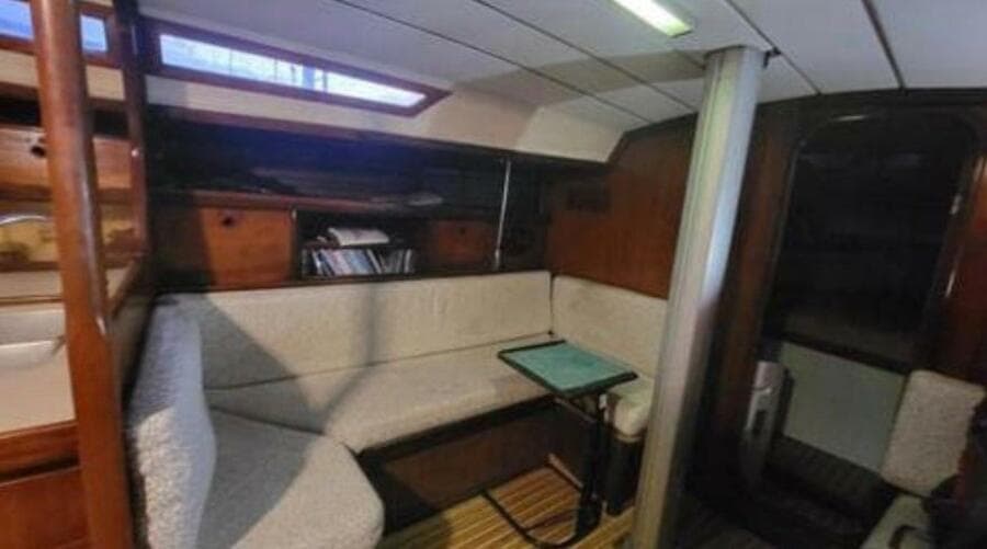 1984 Beneteau First 38.5