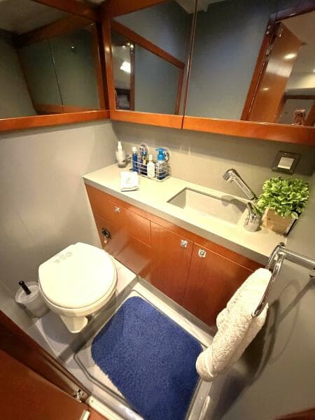 2014 Beneteau Oceanis 55