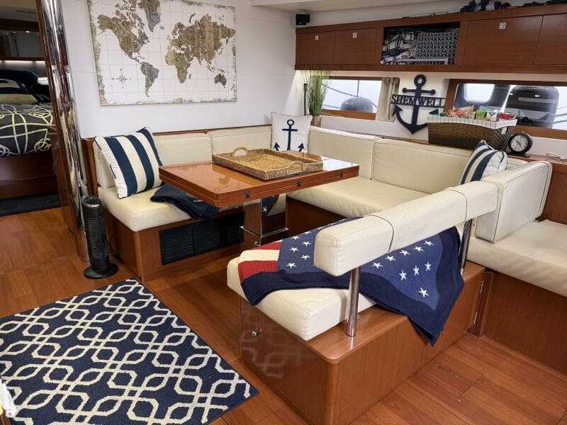 2014 Beneteau Oceanis 55