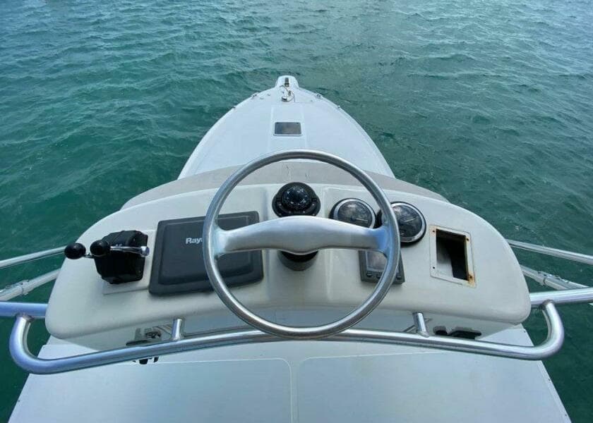 2001 Sea Ray 340 Amberjack