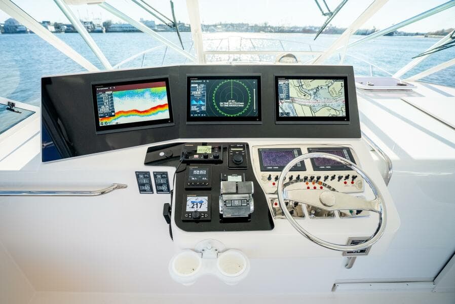 2007 Cabo 40 Express