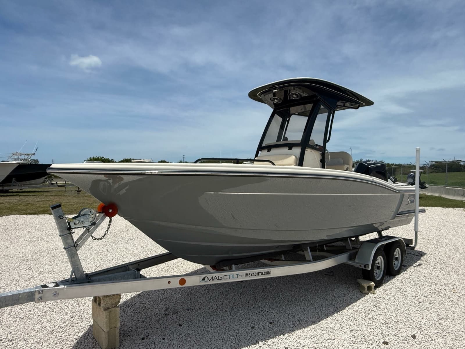 2016 Scout 220 XSF - Photo 3