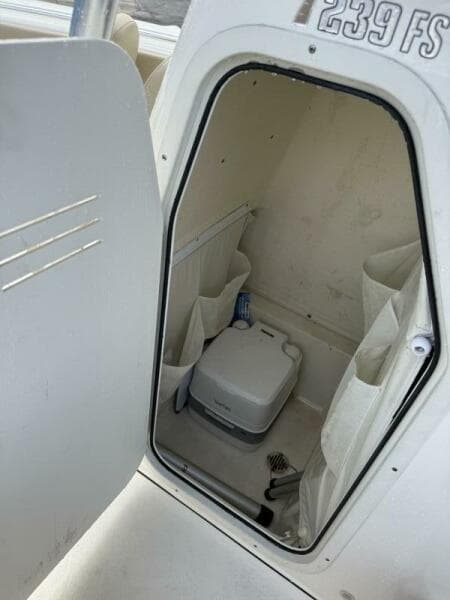 2019 Key West 239 CC Fwd Seating