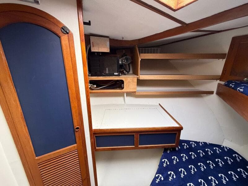 1984 Golden Star Trawler