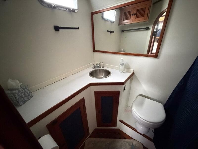 1984 Golden Star Trawler