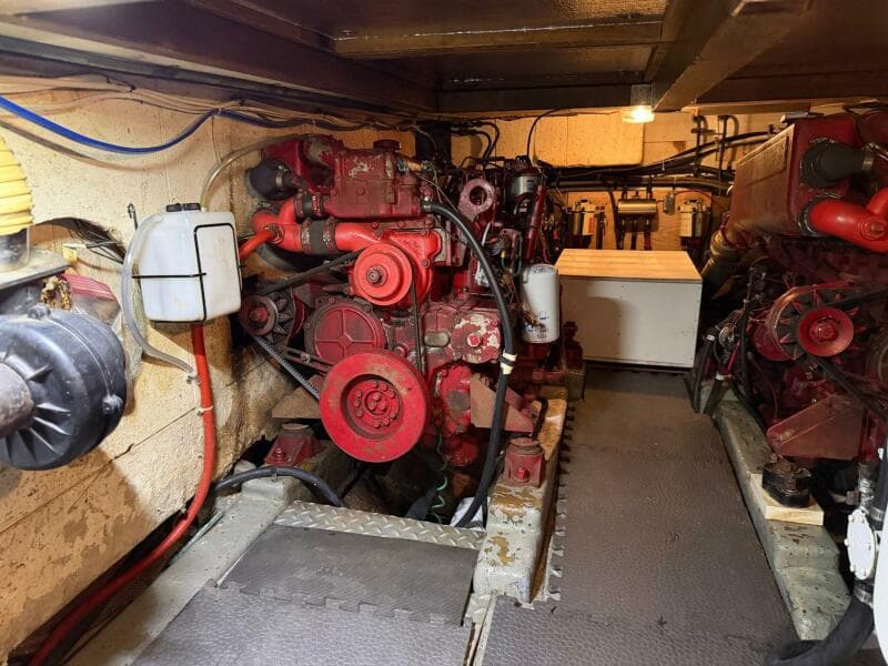 1984 Golden Star Trawler