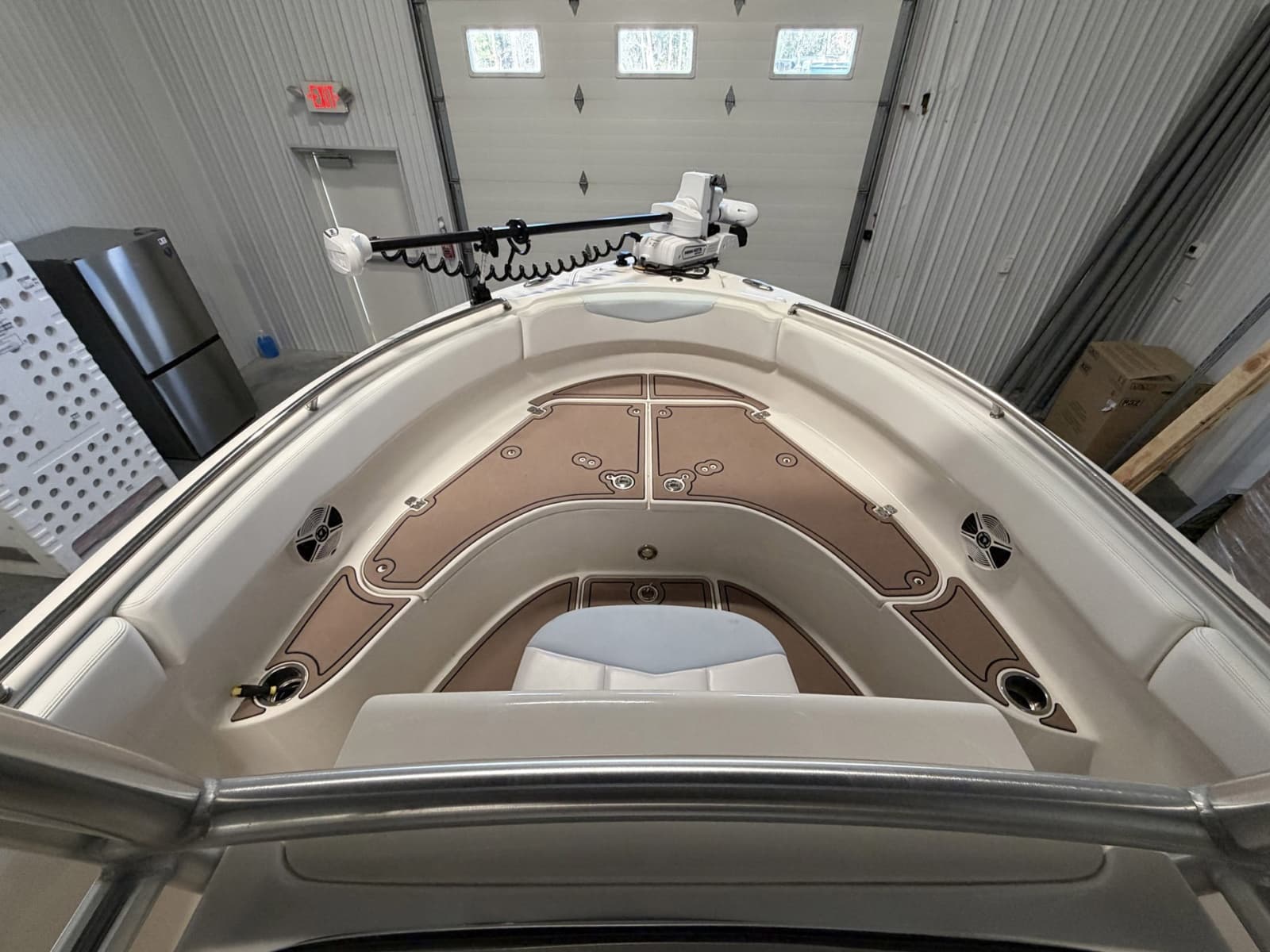2015 Robalo R222 Center Console
