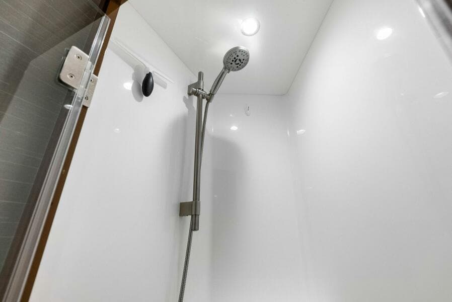 2022 Viking 68 Enclosed Bridge- PIPE DREAM- Forward Stateroom Head