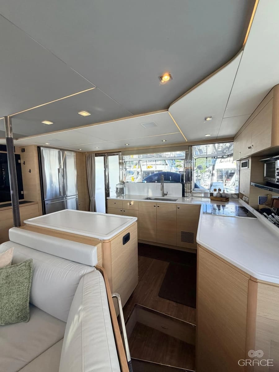 2022 Aquila 54 Yacht - Photo 16