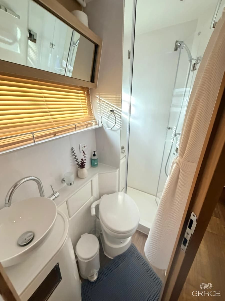 2022 Aquila 54 Yacht - Photo 33
