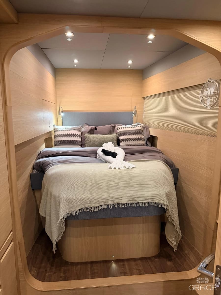 2022 Aquila 54 Yacht - Photo 30