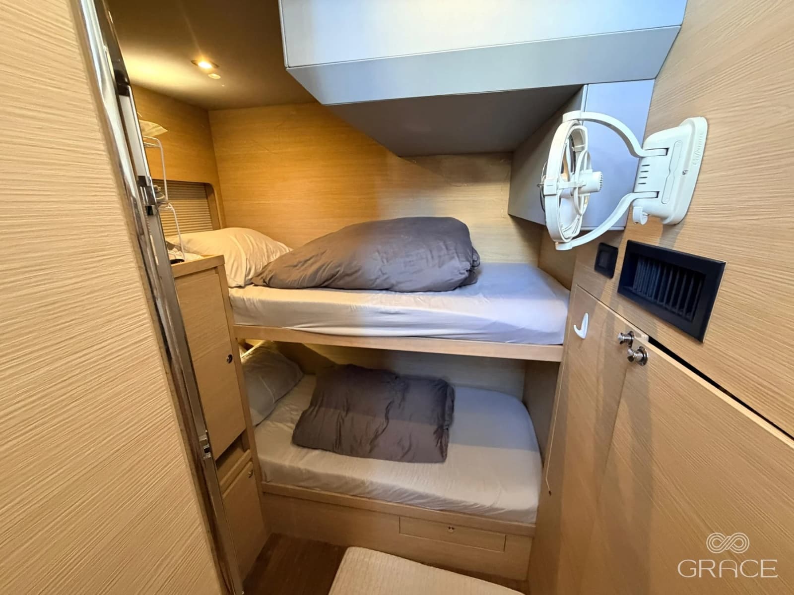 2022 Aquila 54 Yacht - Photo 34