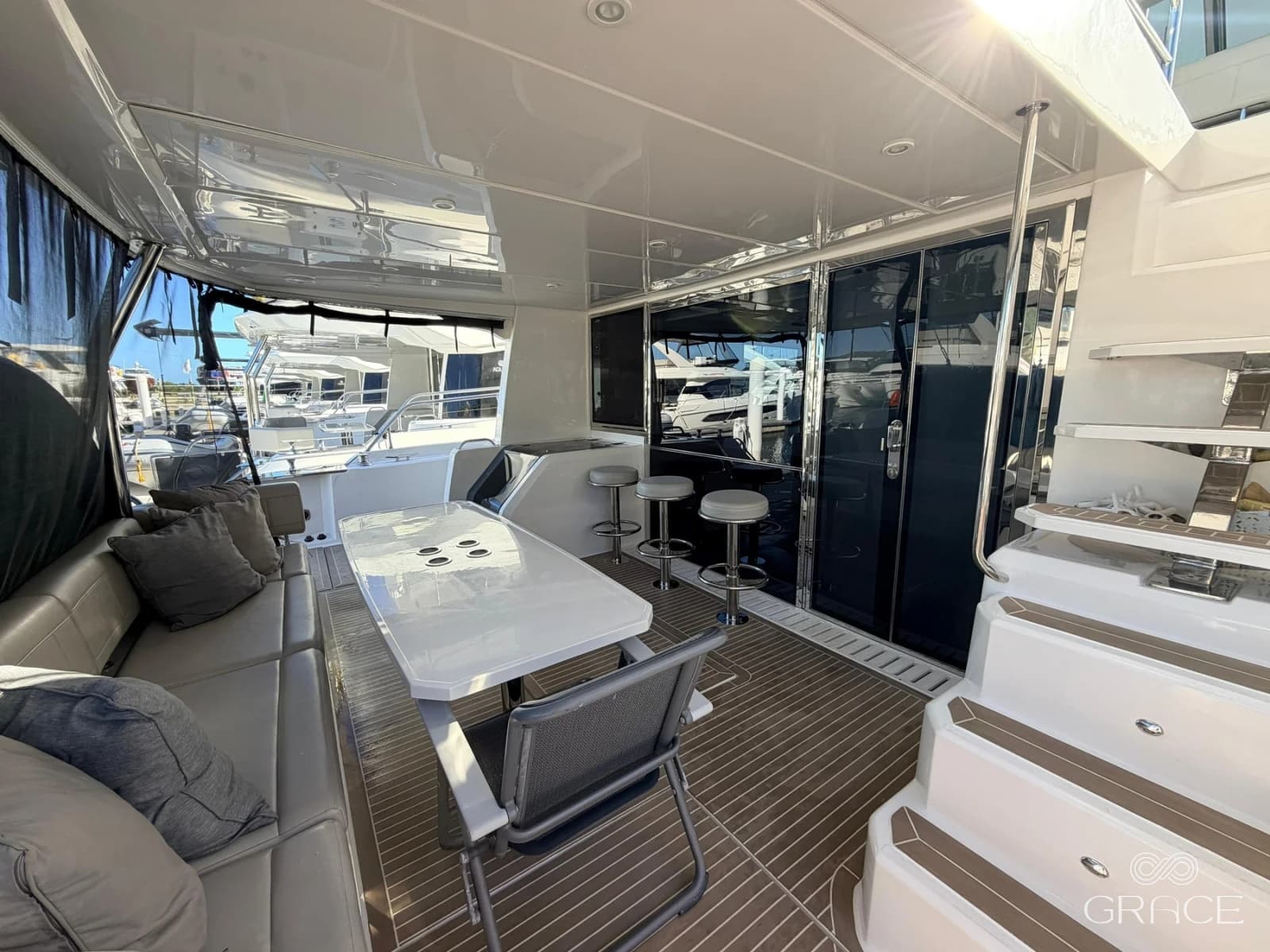 2022 Aquila 54 Yacht - Photo 9