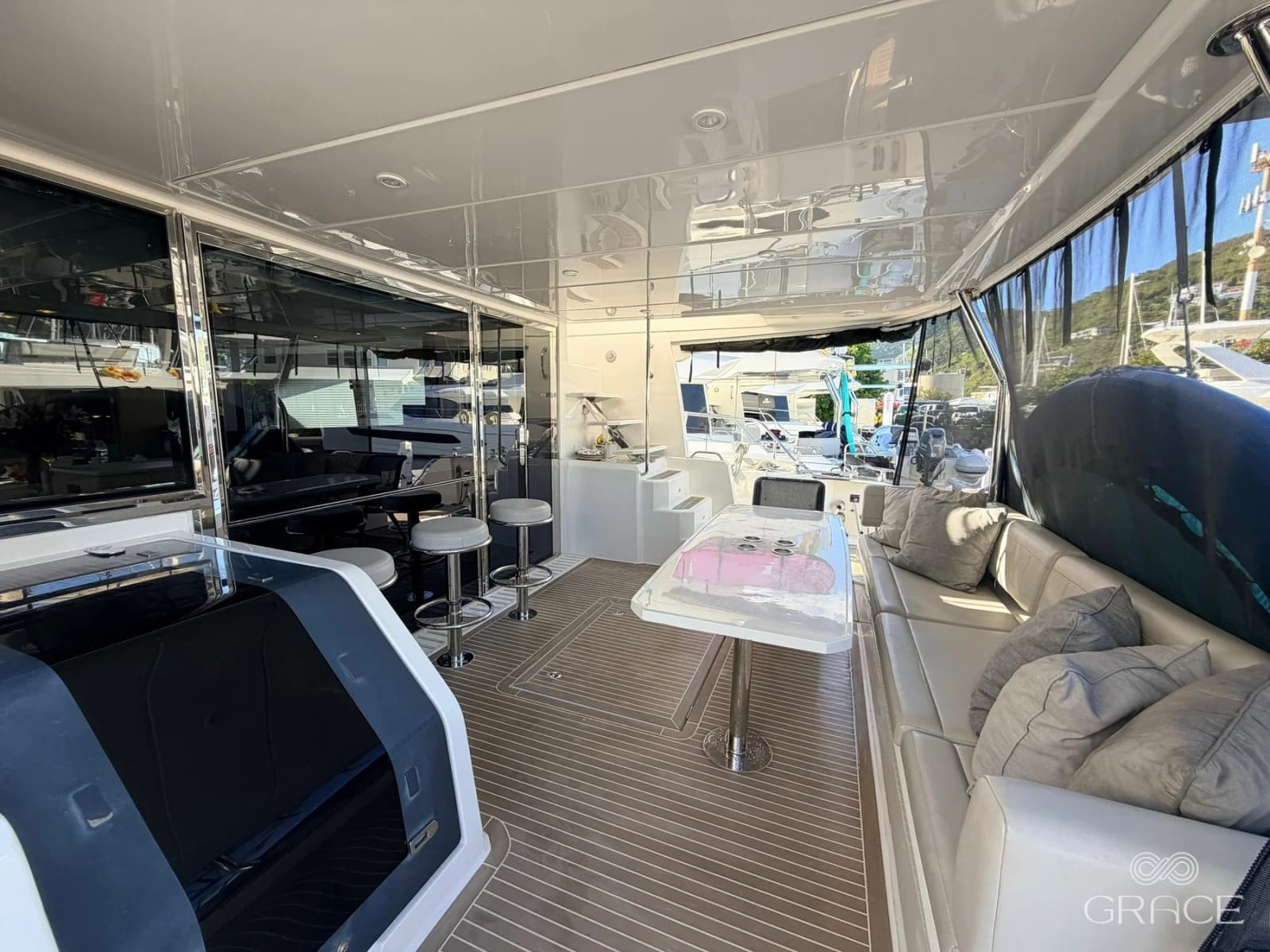 2022 Aquila 54 Yacht - Photo 8