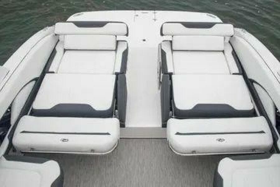 2016 Regal 3200 Bowrider