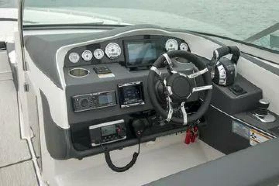 2016 Regal 3200 Bowrider