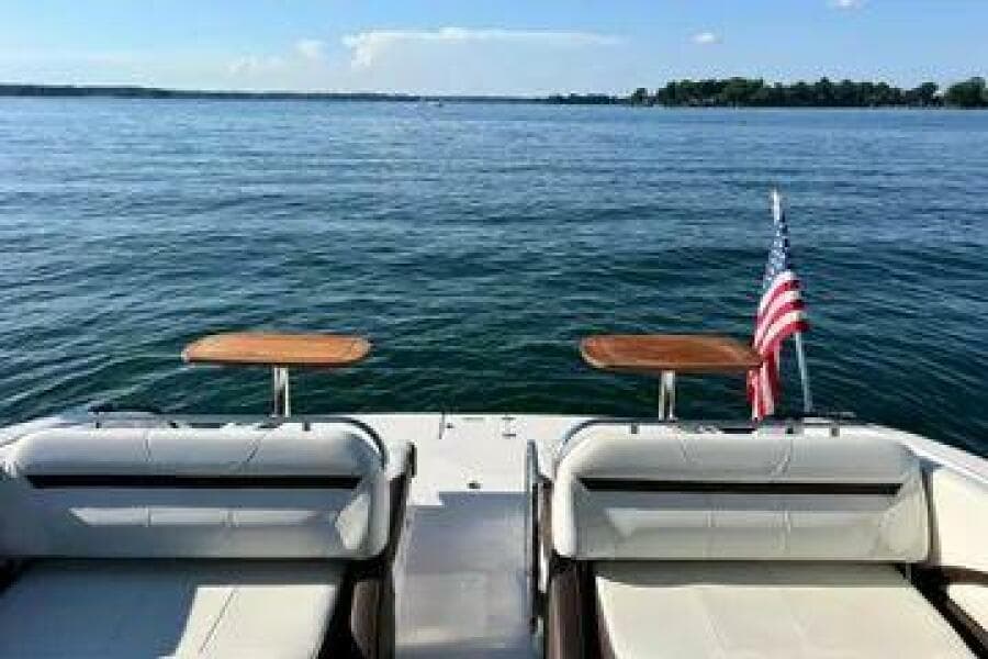 2016 Regal 3200 Bowrider