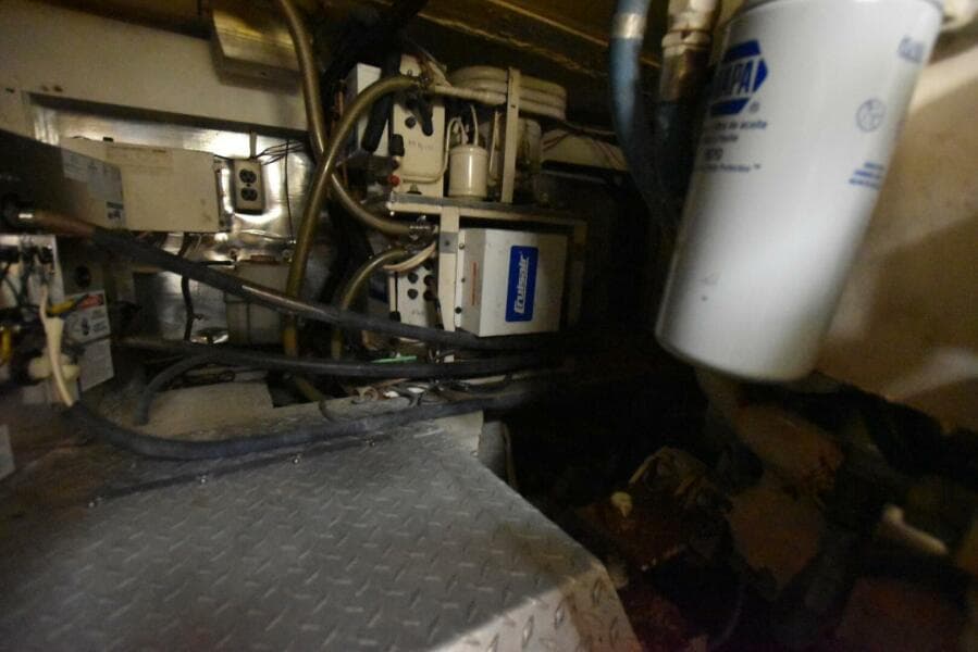 1993 Ocean Yachts 44 Motoryacht