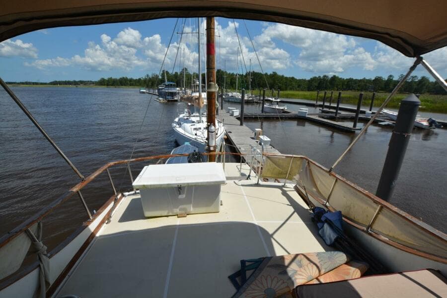 1985 Albin 43 Double Cabin