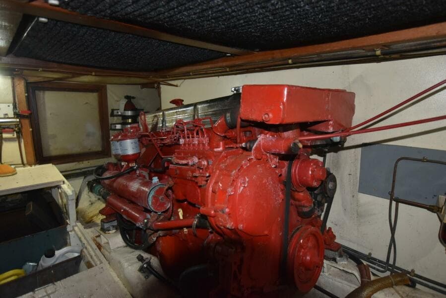 1985 Albin 43 Double Cabin