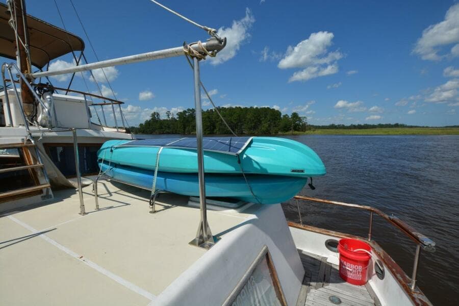 1985 Albin 43 Double Cabin