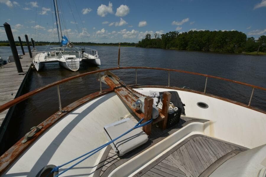 1985 Albin 43 Double Cabin
