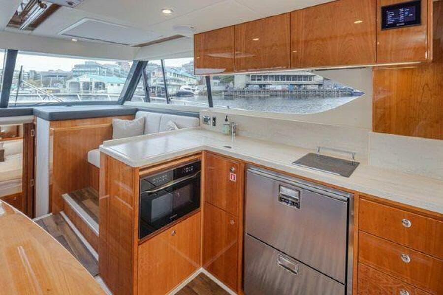 2019 Riviera 395 SUV