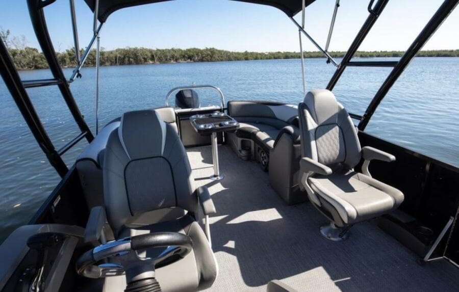2021 Avalon LSZ Quad Lounger 24