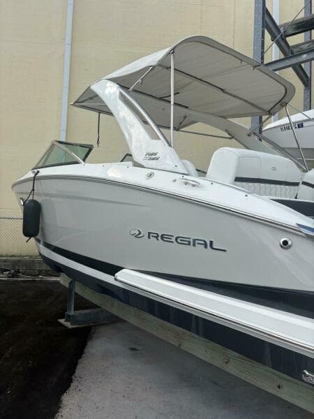 2022 Regal 29 OBX