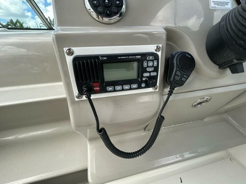 2007 Sea Ray 240 Sundancer