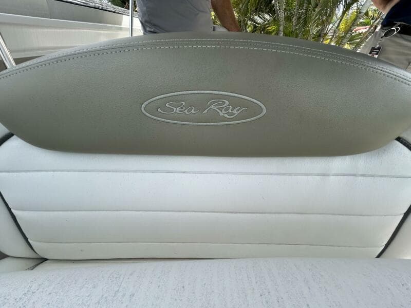 2007 Sea Ray 240 Sundancer