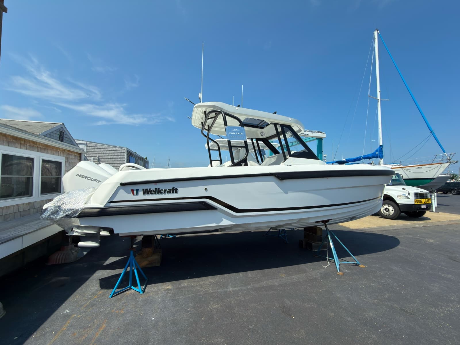 2027 Wellcraft 28 T-Top - Photo 1