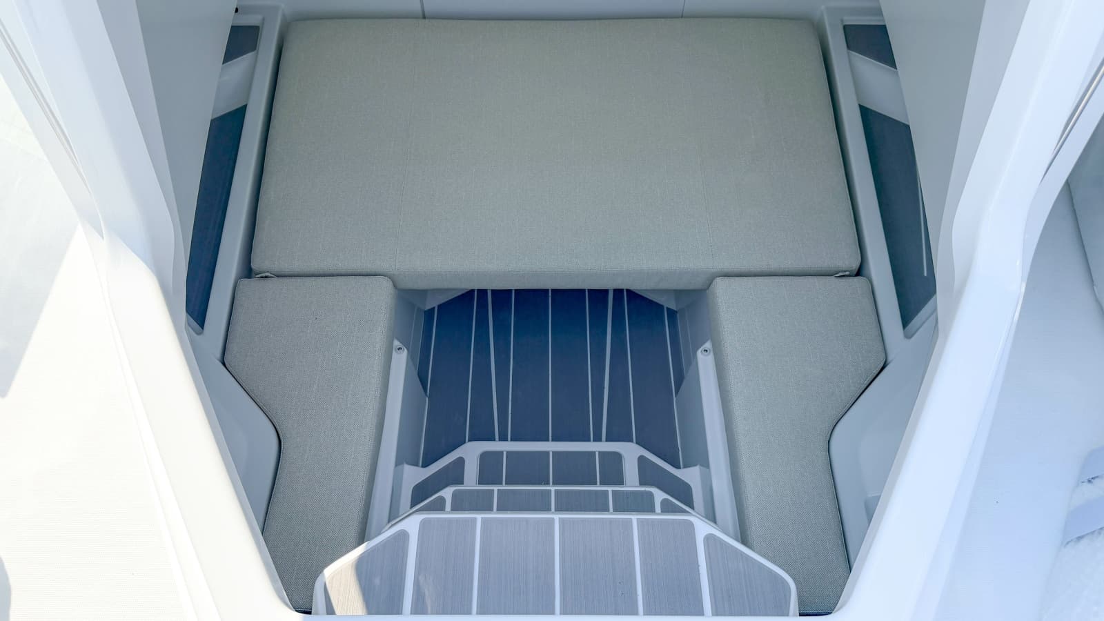 2027 Wellcraft 28 T-Top - Photo 17
