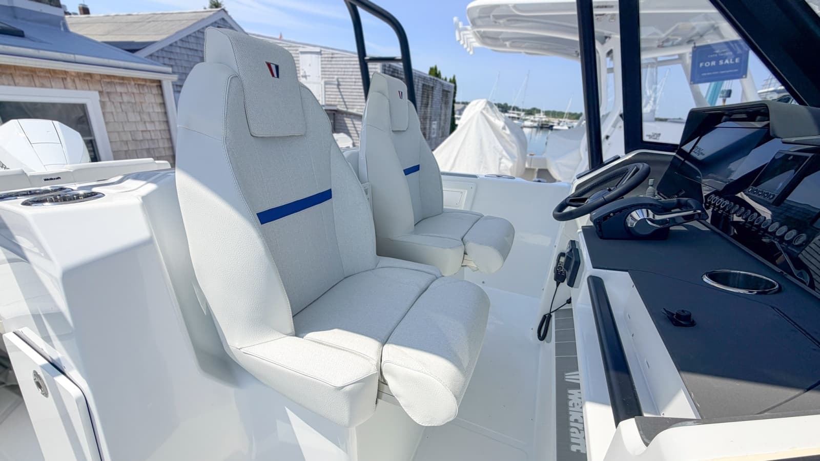2027 Wellcraft 28 T-Top - Photo 8
