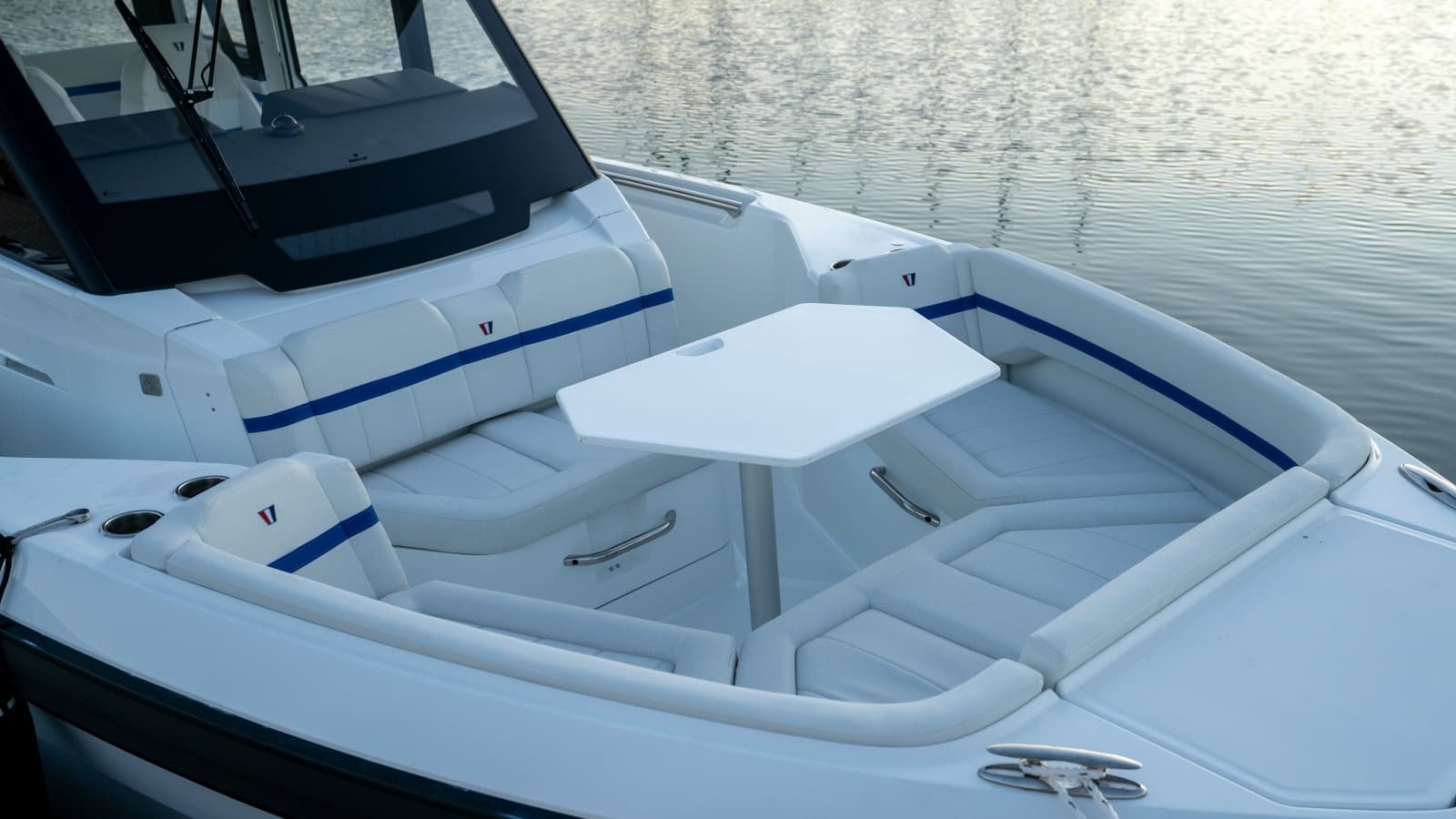 2027 Wellcraft 28 Explorer - Photo 15