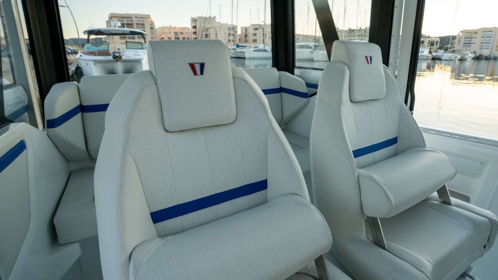 2027 Wellcraft 28 Explorer - Photo 7