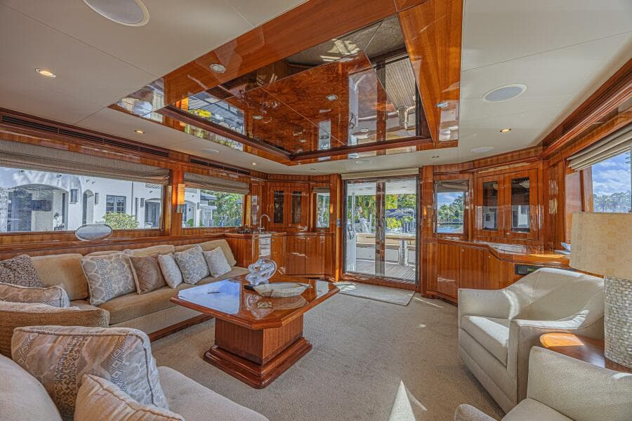 2010 Ocean Alexander 74 Motoryacht