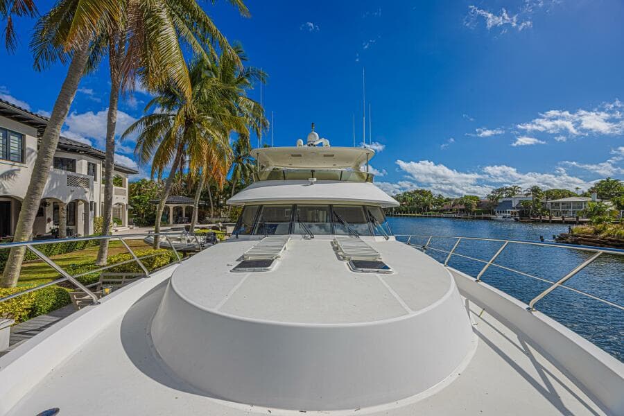 2010 Ocean Alexander 74 Motoryacht