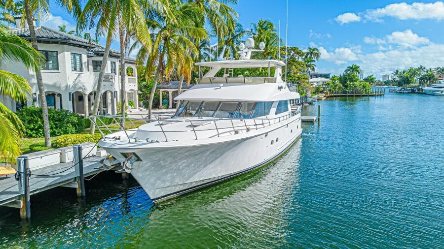 2010 Ocean Alexander 74 Motoryacht