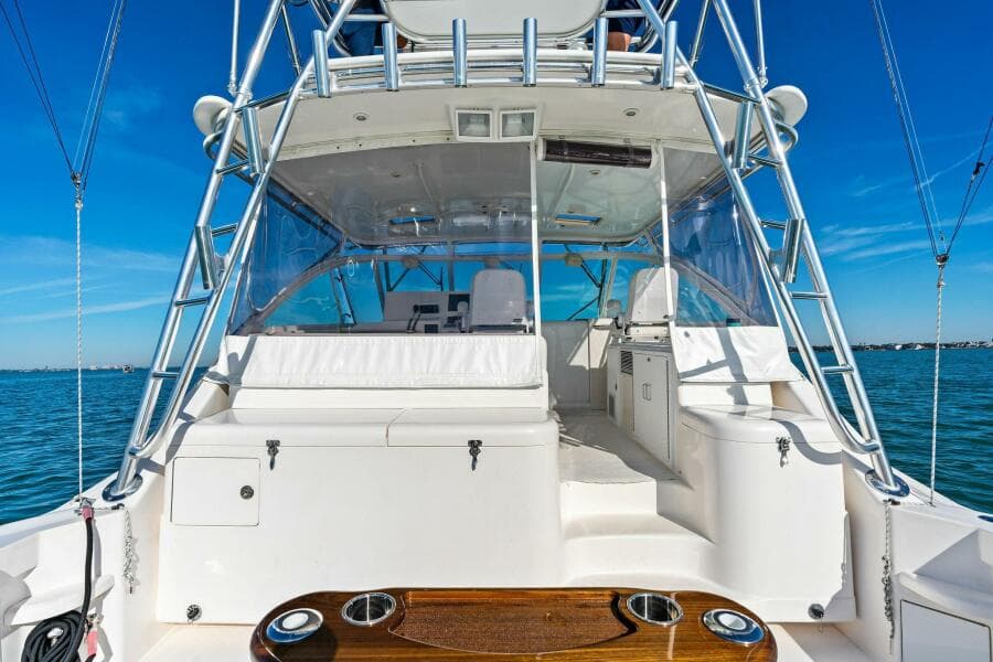 2005 40 Cabo Express - Miss B Halvin