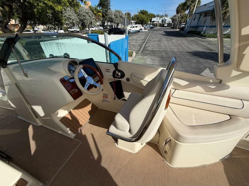 2023 Chris-Craft 28 Launch GT