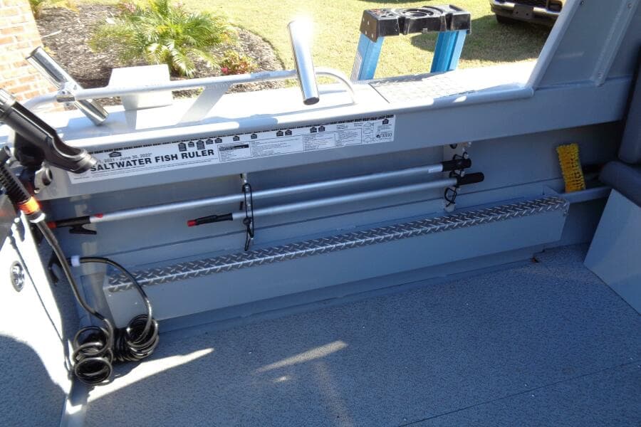 2022 Hewes 210 Sea Runner ET HT