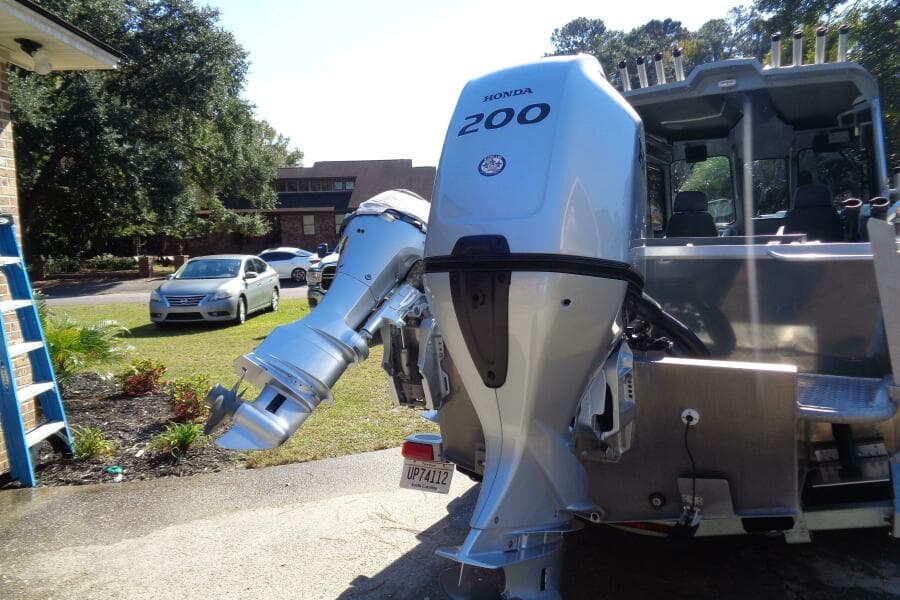 2022 Hewes 210 Sea Runner ET HT