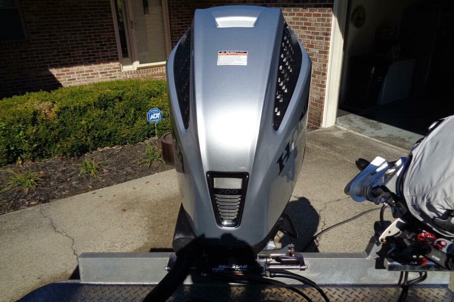 2022 Hewes 210 Sea Runner ET HT