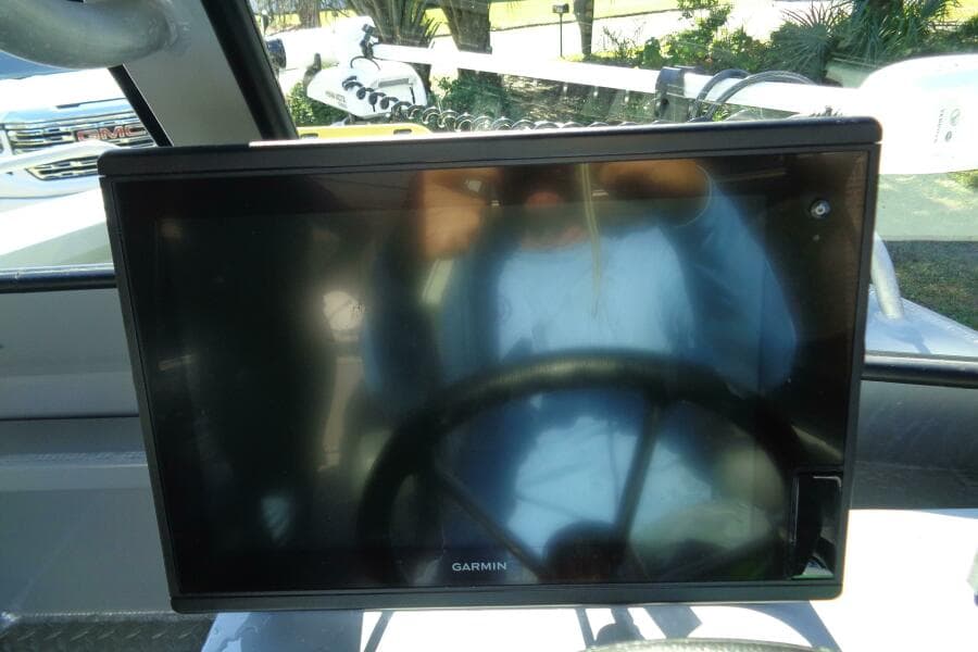 2022 Hewes 210 Sea Runner ET HT