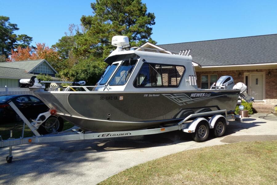 2022 Hewes 210 Sea Runner ET HT