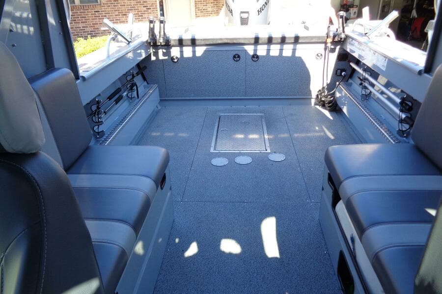 2022 Hewes 210 Sea Runner ET HT